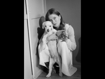  alt="Genevieve Angelson"
