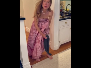  alt="Genevieve Angelson"
