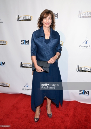 Anne Archer