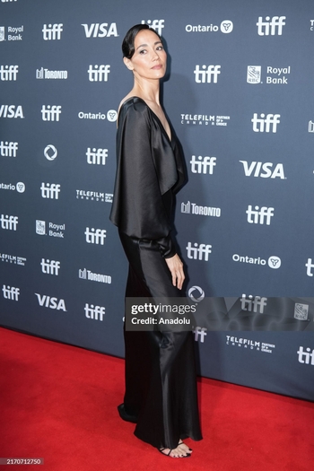 Sandrine Holt