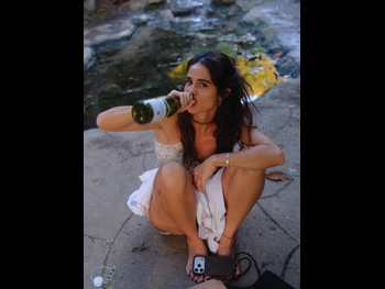  alt="Nanda Costa"