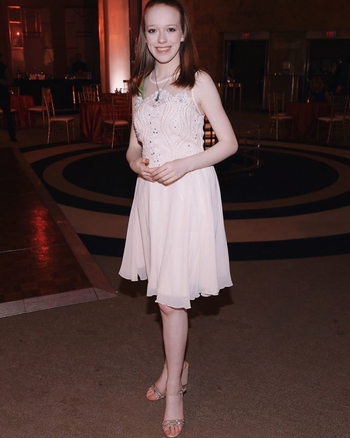 Amybeth McNulty