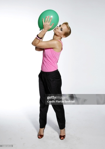 Mirjam Weichselbraun