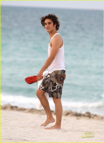 Diego Boneta