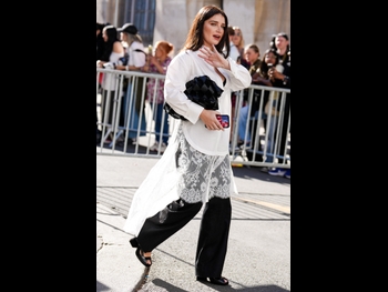  alt="Eve Hewson"
