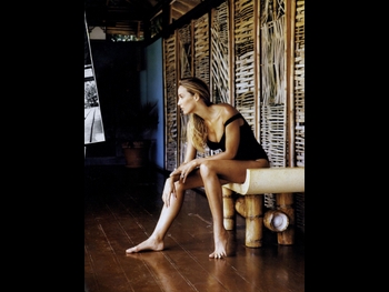  alt="Jerry Hall (i)"