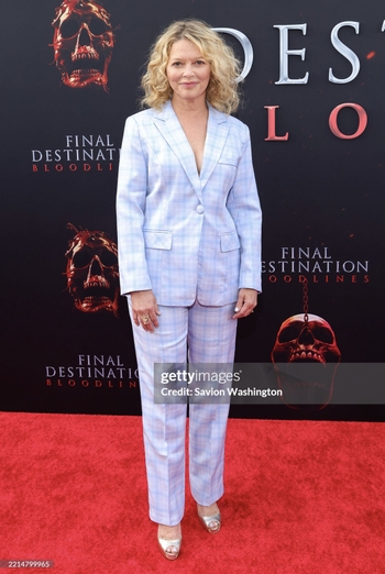 Amanda Detmer