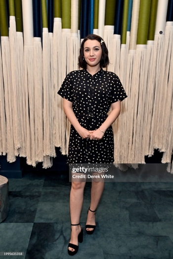 Hannah Marks