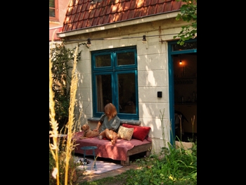  alt="Julie Van Den Steen"
