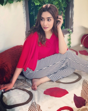 Maira Khan