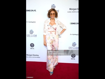  alt="Deborah Cox"