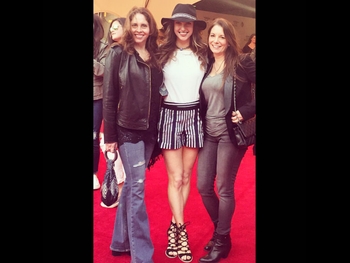  alt="Jillian Mueller"
