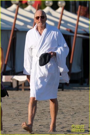 Charles Dance