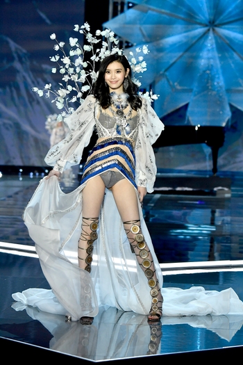 Ming Xi