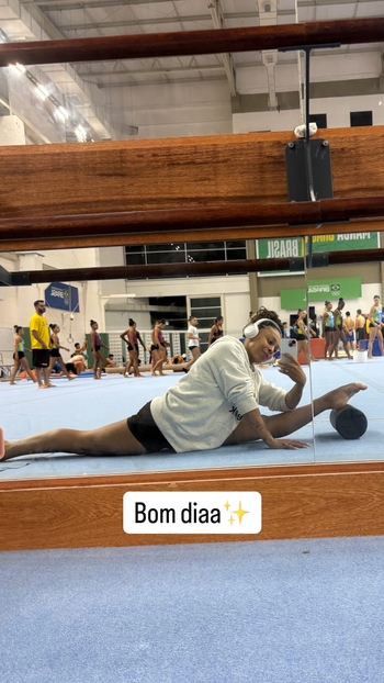 Lorrane Oliveira