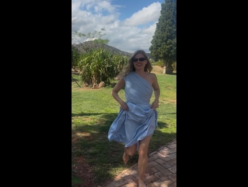  alt="Ana Mulvoy-ten"