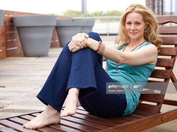 Laura Linney