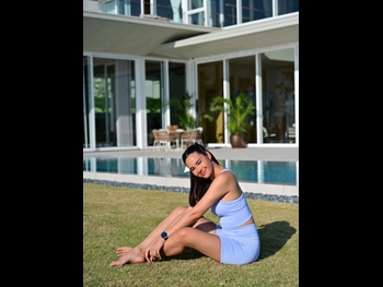  alt="Catriona Gray"