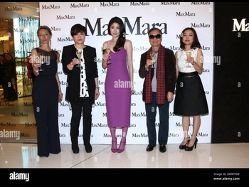  alt="Kelly Chen"