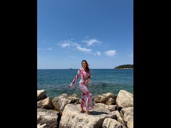  alt="Ena Luna"