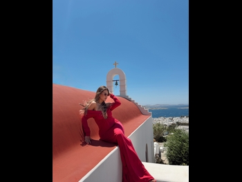 alt="Ena Luna"