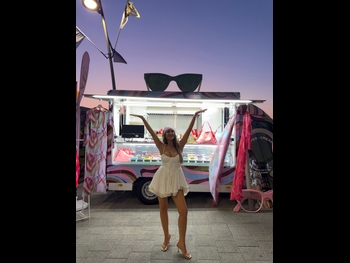  alt="Ena Luna"