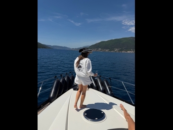  alt="Ena Luna"