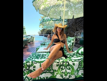  alt="Ena Luna"