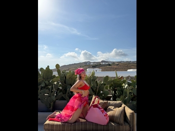  alt="Ena Luna"