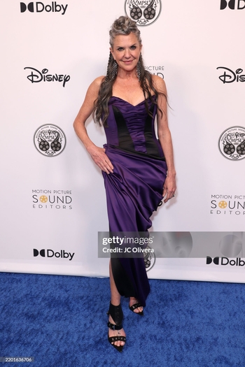 Jennifer Hale