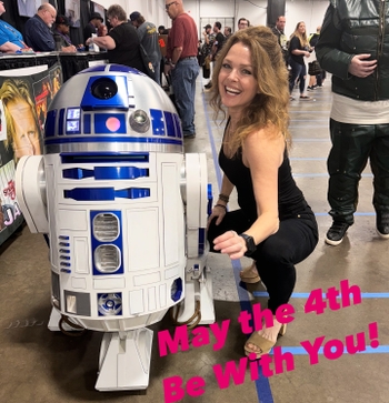 Dina Meyer