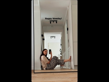  alt="Jana Riva"