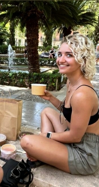 Xia Brookside