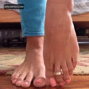 Annie Toesation