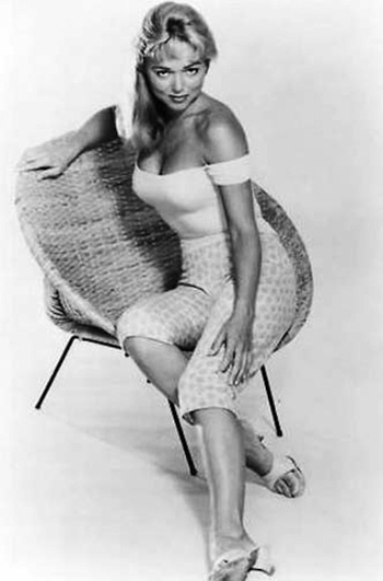 Yvette Vickers