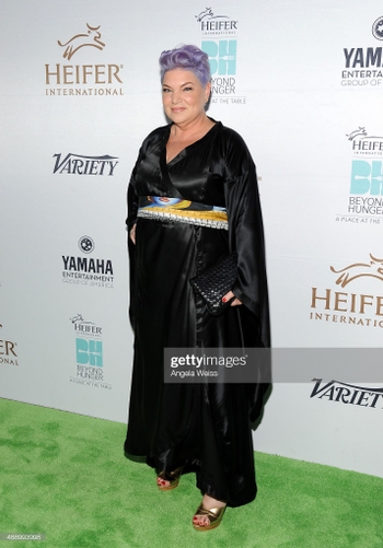 Mindy Cohn