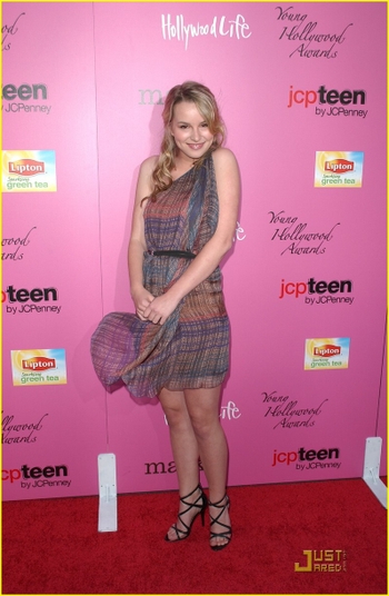 Bridgit Mendler