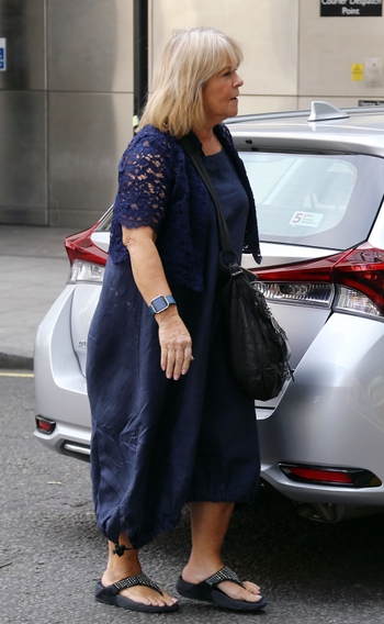 Linda Robson