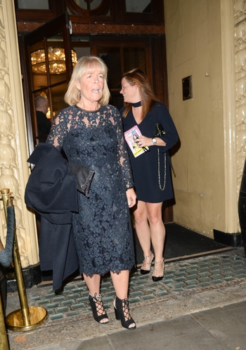 Linda Robson