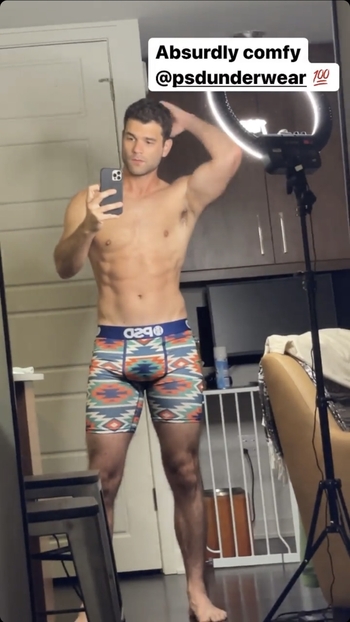 Nick Uhlenhuth