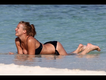  alt="Gemma Atkinson (i)"