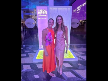  alt="Yanina Wickmayer"