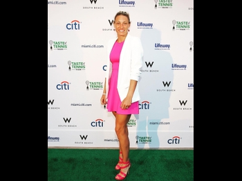  alt="Yanina Wickmayer"