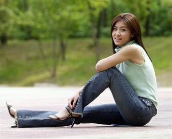 Ha Ji-Won