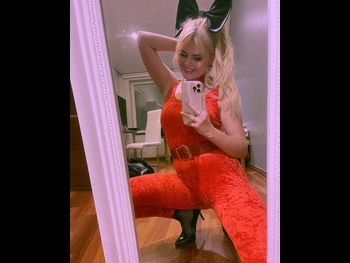  alt="Erika Vikman"