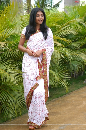 Kamalinee Mukherjee