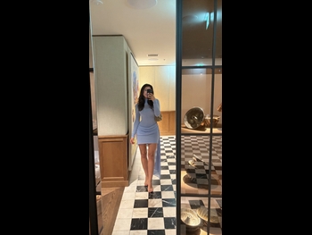  alt="Alina Marzi"