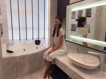 Jeanette Aw