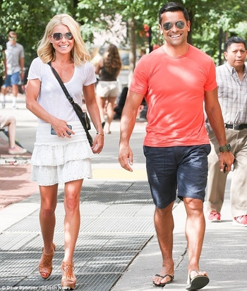 Mark Consuelos