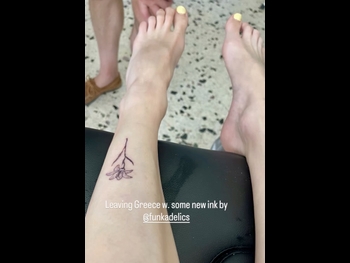  alt="Elyse Levesque"